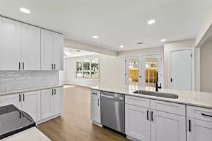 347 Monroe St, Giddings, TX 78942 - Photo 10