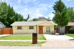 6027 Bluebell Cir, Austin, TX 78741 - Photo 1