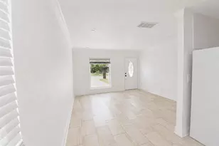 6027 Bluebell Cir, Austin, TX 78741 - Photo 4