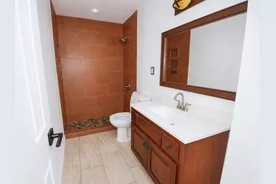 6027 Bluebell Circle, Austin, TX 78741 - Photo 10