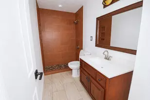 6027 Bluebell Cir, Austin, TX 78741 - Photo 10