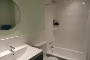 304 E 33rd St, Austin, TX 78705 - Photo 6