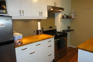 304 E 33rd St, Austin, TX 78705 - Photo 8