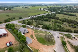 180 Henly Loop, Dripping Springs, TX 78620 - Photo 1