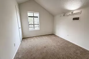1301 Pitcairn Dr, Pflugerville, TX 78660 - Photo 10