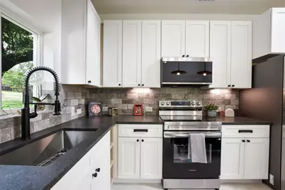 10901 W Lakeview Drive, Jonestown, TX 78645 - Photo 10