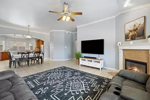 212 Lismore St, Hutto, TX 78634 - Photo 2