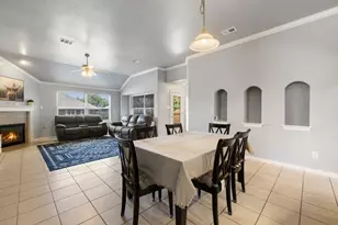 212 Lismore St, Hutto, TX 78634 - Photo 18