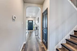 306 Oak Creek Way, New Braunfels, TX 78130 - Photo 4