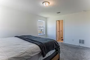 728 Bailey Park Dr, Jarrell, TX 76537 - Photo 34