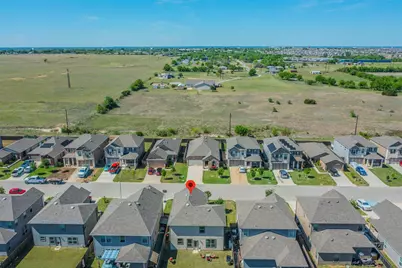 728 Bailey Park Drive, Jarrell, TX 76537 - Photo 24