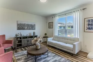 728 Bailey Park Dr, Jarrell, TX 76537 - Photo 6