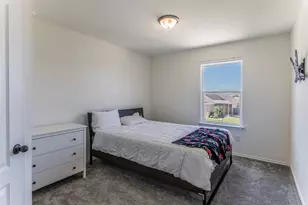 728 Bailey Park Dr, Jarrell, TX 76537 - Photo 14