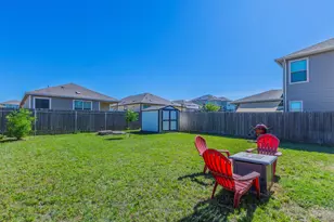 728 Bailey Park Dr, Jarrell, TX 76537 - Photo 16