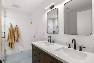 2001 Parker Ln, Austin, TX 78741 - Photo 18