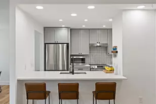 2001 Parker Ln, Austin, TX 78741 - Photo 6