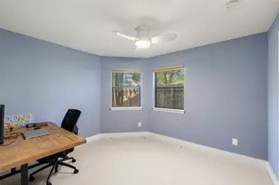 2001 Parker Ln, Austin, TX 78741 - Photo 22