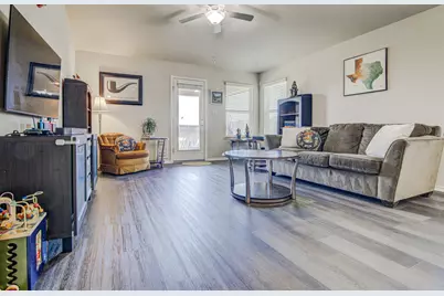 17524 Bridgefarmer Boulevard, Pflugerville, TX 78660 - Photo 12