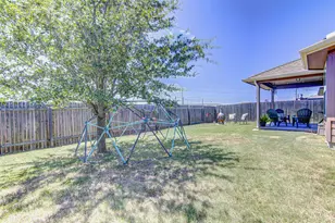 17524 Bridgefarmer Blvd, Pflugerville, TX 78660 - Photo 32