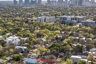 3010 E 18th 1/2 St, Austin, TX 78702 - Photo 2