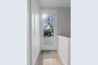 3010 E 18th 1/2 Street #B, Austin, TX 78702 - Photo 18