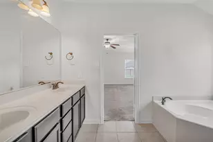 1181 Violet Ln, Kyle, TX 78640 - Photo 14