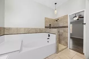 119 Aguilar Dr, Hutto, TX 78634 - Photo 20