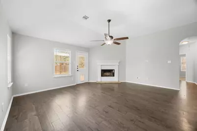 119 Aguilar Drive, Hutto, TX 78634 - Photo 10