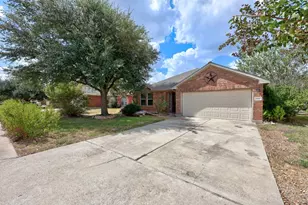119 Aguilar Dr, Hutto, TX 78634 - Photo 2