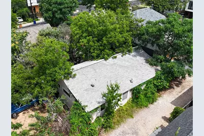 1302 Walnut Avenue #2, Austin, TX 78702 - Photo 2