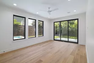 2411 McCall Rd, Austin, TX 78703 - Photo 28