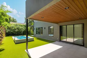 2411 McCall Rd, Austin, TX 78703 - Photo 26