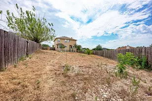 903 Estate Dr, Hutto, TX 78634 - Photo 34