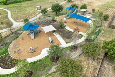 903 Estate Drive, Hutto, TX 78634 - Photo 38
