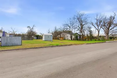 1725 Prather Street, Taylor, TX 76574 - Photo 1