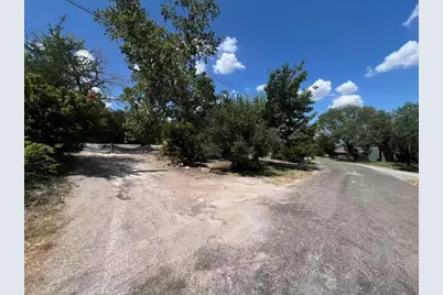 11014 W Lake Terrace Drive, Jonestown, TX 78645 - Photo 2