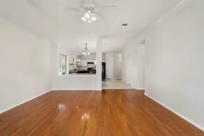 2704 Winding Brook Drive, Austin, TX 78748 - Photo 14
