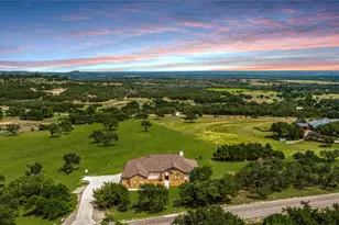 328 E Distant View Dr, Fredericksburg, TX 78624 - Photo 34