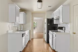 1513 Canon Yeomans Trail, Austin, TX 78748 - Photo 14