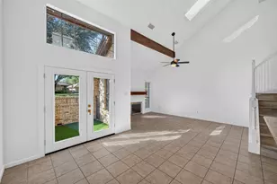 10819 Crown Colony Dr, Austin, TX 78747 - Photo 6