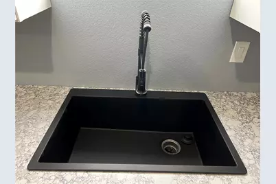 118 Peace Pipe, Smithville, TX 78957 - Photo 6