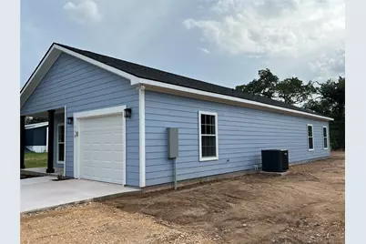 118 Peace Pipe, Smithville, TX 78957 - Photo 2