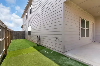 1027 Slight Street, New Braunfels, TX 78130 - Photo 30