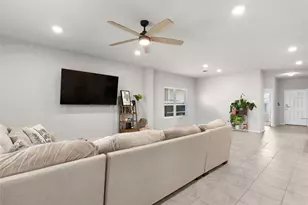 1027 Slight St, New Braunfels, TX 78130 - Photo 28