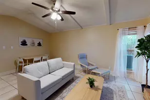 9104 Quail Creek Dr, Austin, TX 78758 - Photo 2