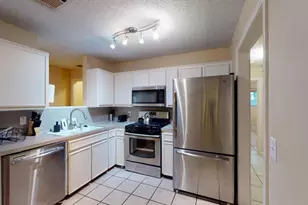 9104 Quail Creek Dr, Austin, TX 78758 - Photo 4