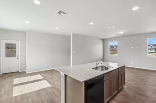 15415 Bonnethead Rd, San Antonio, TX 78245 - Photo 6