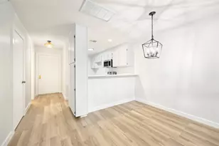 7122 Wood Hollow Dr, Austin, TX 78731 - Photo 18