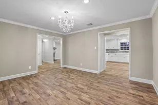 810 Vogel Dr, Lockhart, TX 78644 - Photo 6