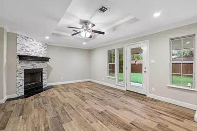 810 Vogel Drive, Lockhart, TX 78644 - Photo 8